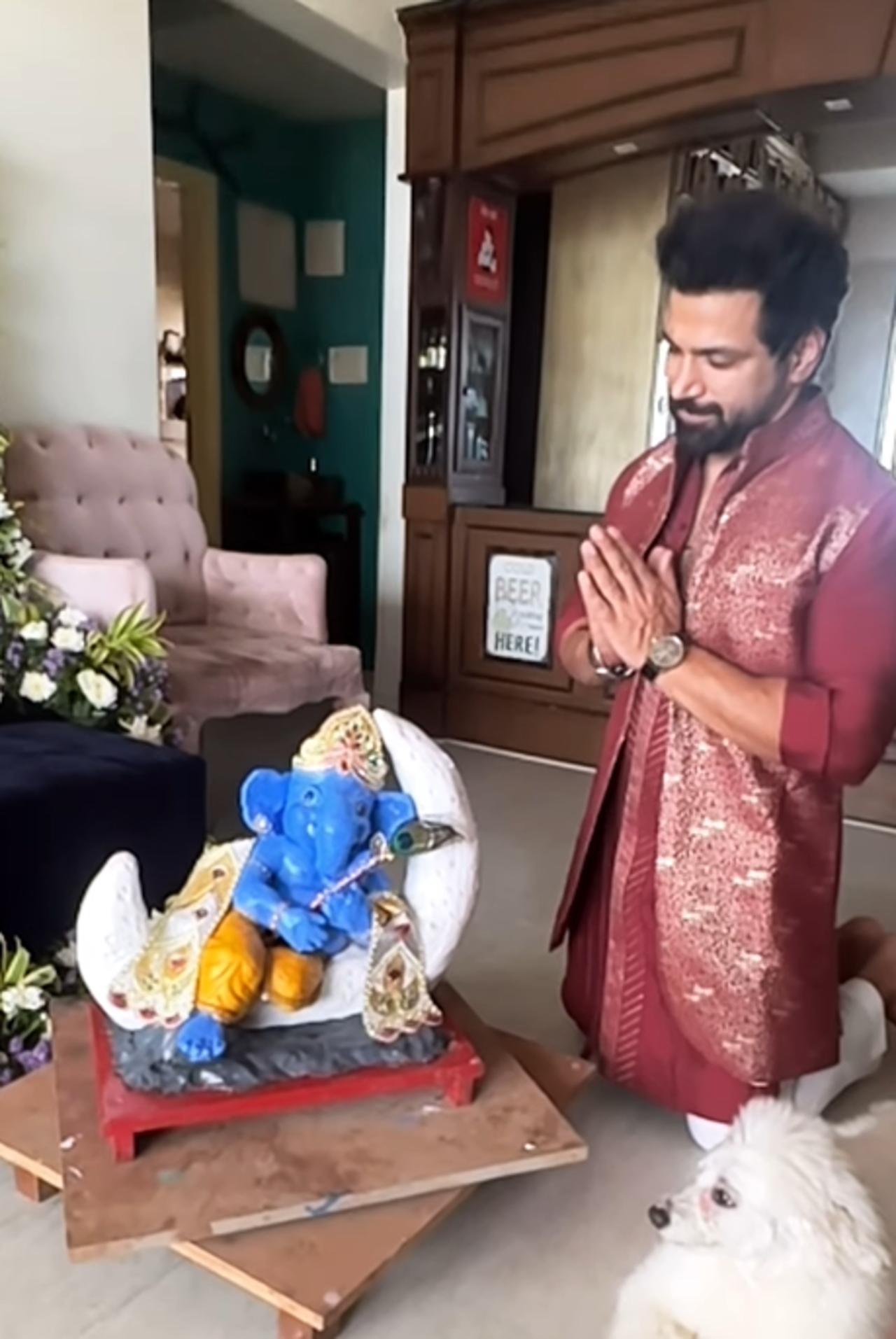 Rithvik Dhanjani carves his own Ganpati idol at home every year. This year was no different. They celebrated the festival in an eco-friendly way
